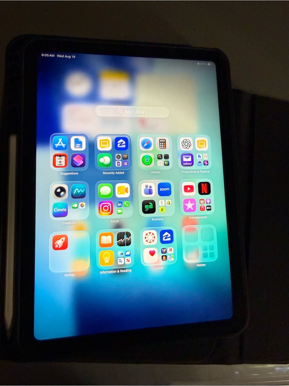 Apple iPad in Yellow comes with case and pen (10th generation)